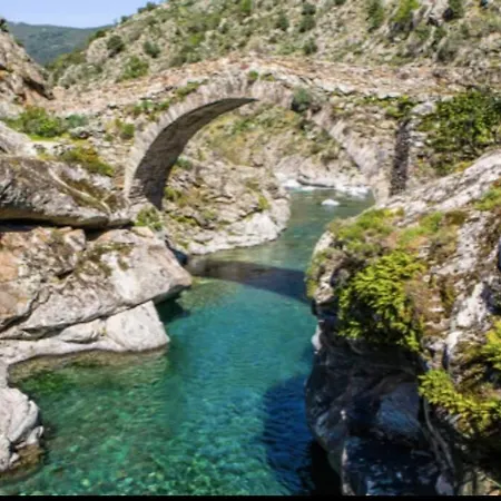 A Cuccagna - Maison 4 Chambres, Piscine Chauffee, 900m La Calvi (Corsica)