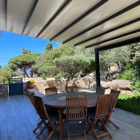 Hotell A Cuccagna - Maison 4 Chambres, Piscine Chauffee, 900m La Calvi (Corsica)