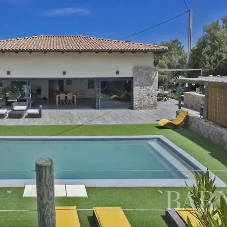 A Cuccagna - Maison 4 Chambres, Piscine Chauffee, 900m La Calvi (Corsica)