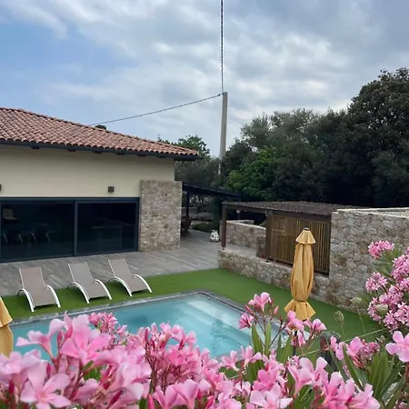A Cuccagna - Maison 4 Chambres, Piscine Chauffee, 900m La